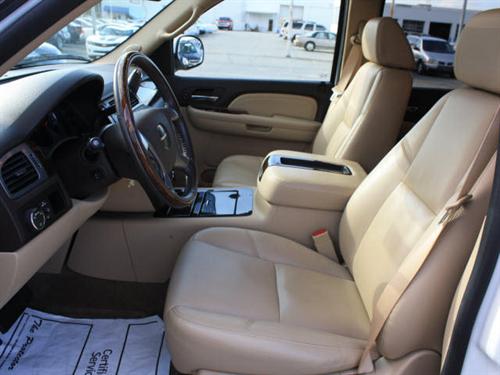 GMC Yukon XL 2009 photo 2