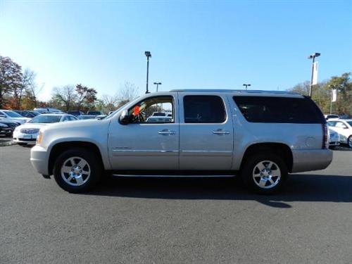 GMC Yukon XL 2009 photo 1