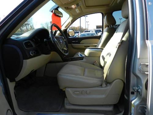 GMC Yukon XL 2009 photo 3