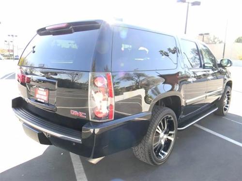 GMC Yukon XL 2009 photo 1