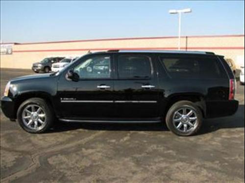 GMC Yukon XL 2009 photo 3