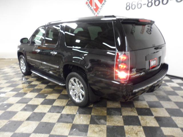 GMC Yukon XL 2009 photo 0