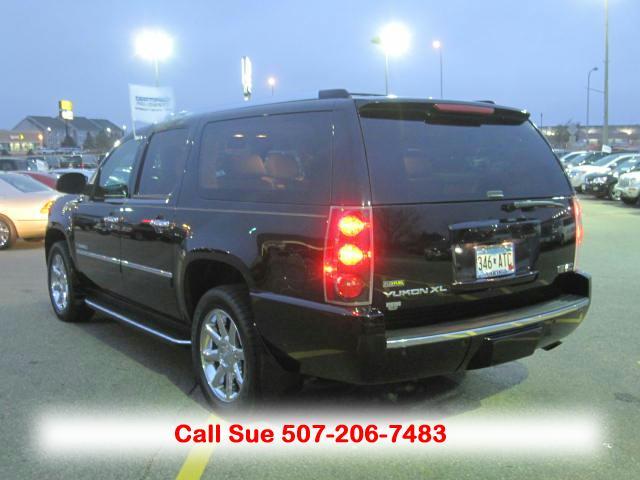 GMC Yukon XL 2009 photo 1