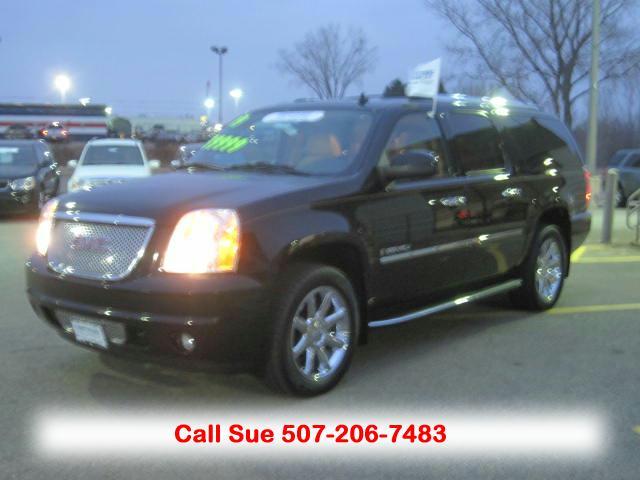 GMC Yukon XL 2009 photo 2