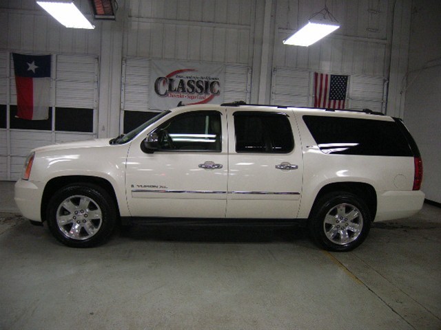 GMC Yukon XL 2009 photo 0