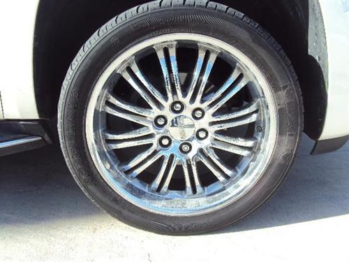 GMC Yukon XL 2009 photo 2