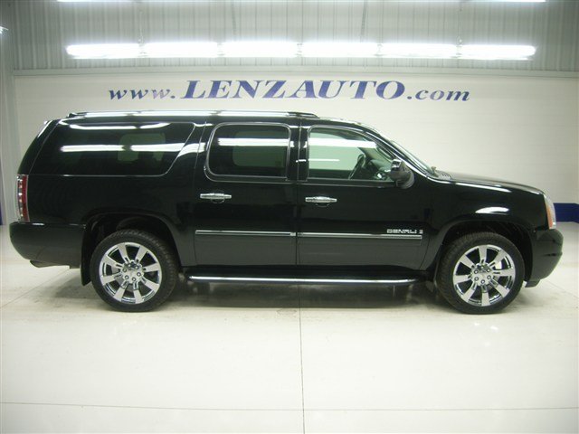 GMC Yukon XL 4DR GS Other