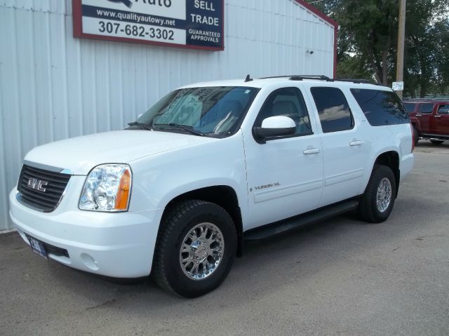 GMC Yukon XL 2009 photo 2
