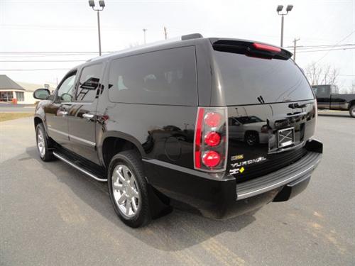 GMC Yukon XL 2009 photo 4