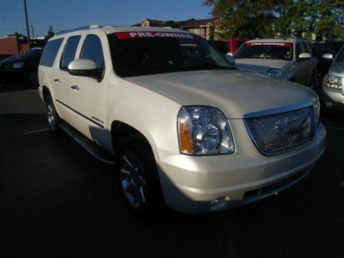 GMC Yukon XL 2009 photo 2