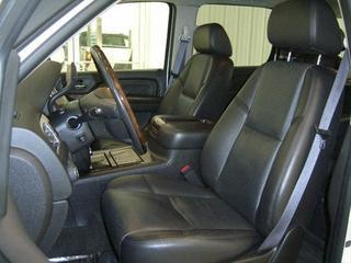 GMC Yukon XL 2009 photo 2