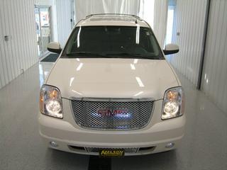 GMC Yukon XL 2009 photo 4