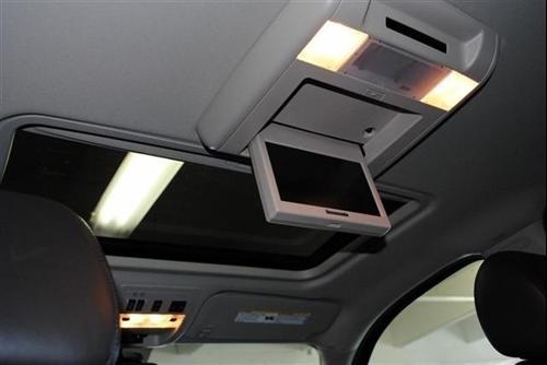 GMC Yukon XL 2009 photo 2