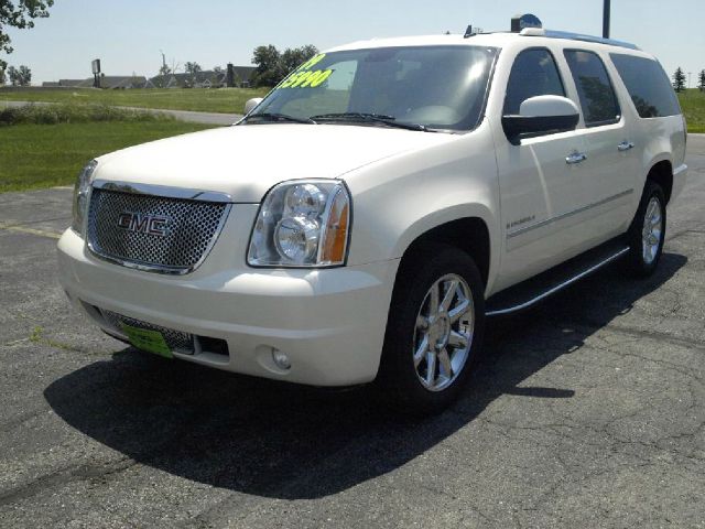 GMC Yukon XL 2009 photo 2