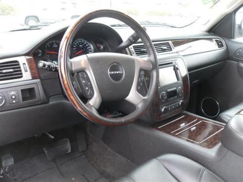 GMC Yukon XL 2009 photo 3