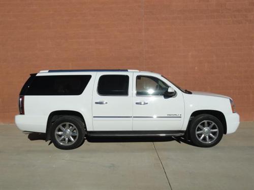 GMC Yukon XL 2009 photo 4