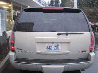 GMC Yukon XL 2009 photo 2