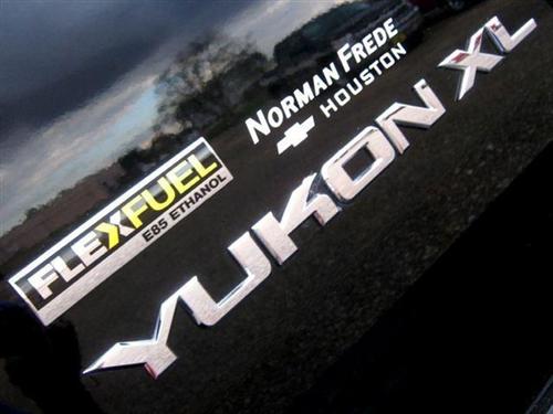 GMC Yukon XL 2009 photo 1