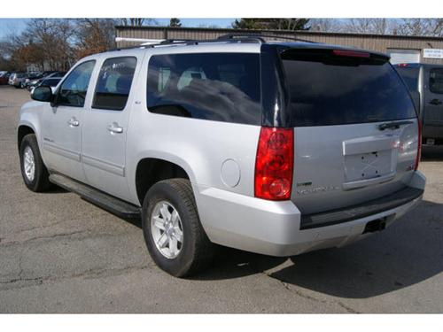 GMC Yukon XL 2010 photo 1