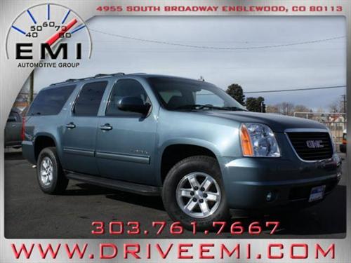 GMC Yukon XL 2010 photo 2