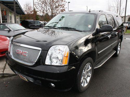 GMC Yukon XL EX Sedan 4D Other