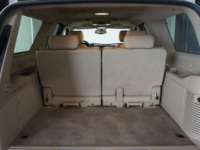 GMC Yukon XL 2010 photo 0