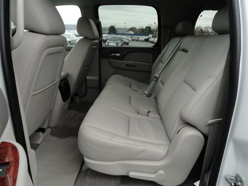 GMC Yukon XL 2010 photo 5