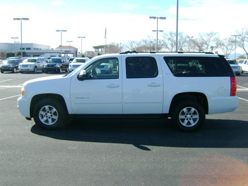 GMC Yukon XL 2010 photo 1