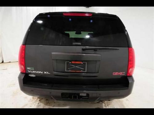 GMC Yukon XL 2010 photo 4