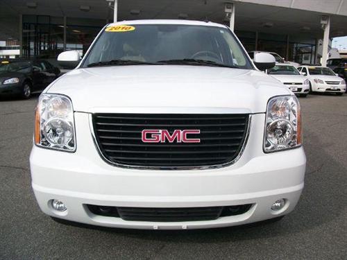 GMC Yukon XL 2010 photo 1
