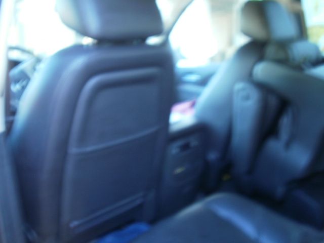 GMC Yukon XL 2010 photo 3