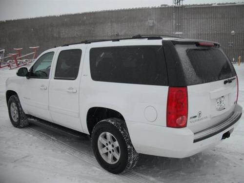 GMC Yukon XL 2010 photo 1
