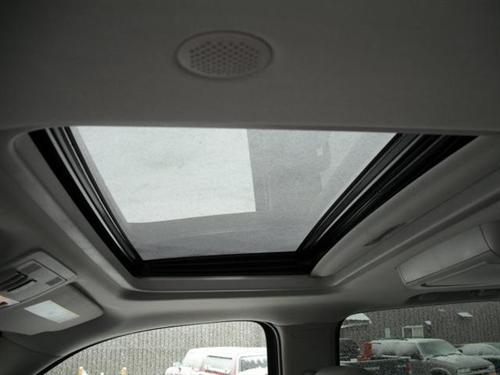 GMC Yukon XL 2010 photo 3