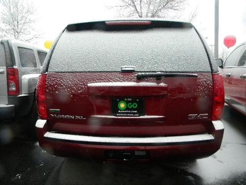 GMC Yukon XL SLT Other
