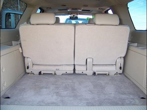 GMC Yukon XL 2010 photo 1