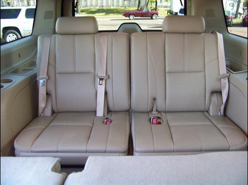 GMC Yukon XL 2010 photo 2