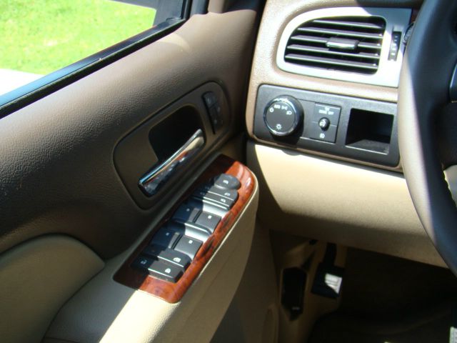 GMC Yukon XL 2010 photo 14