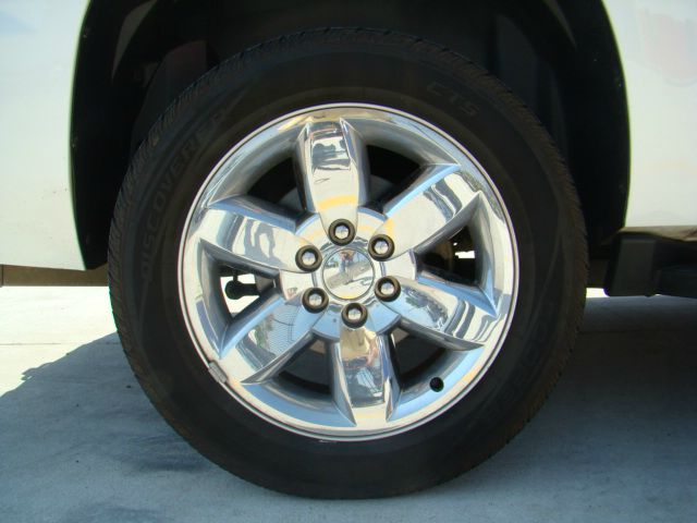 GMC Yukon XL 2010 photo 17