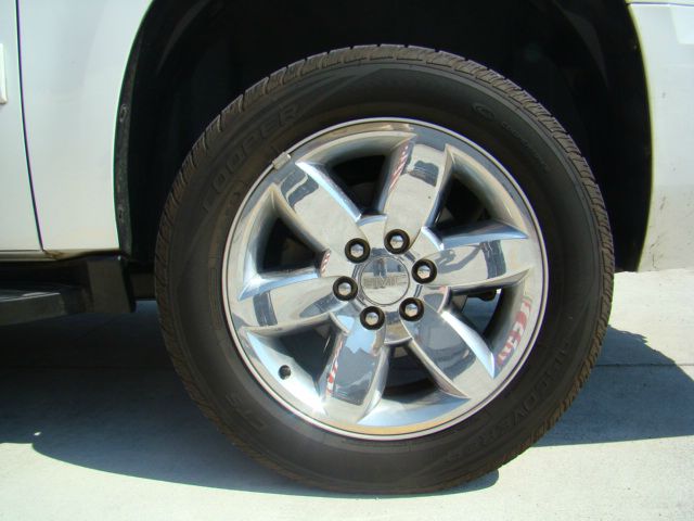 GMC Yukon XL 2010 photo 20