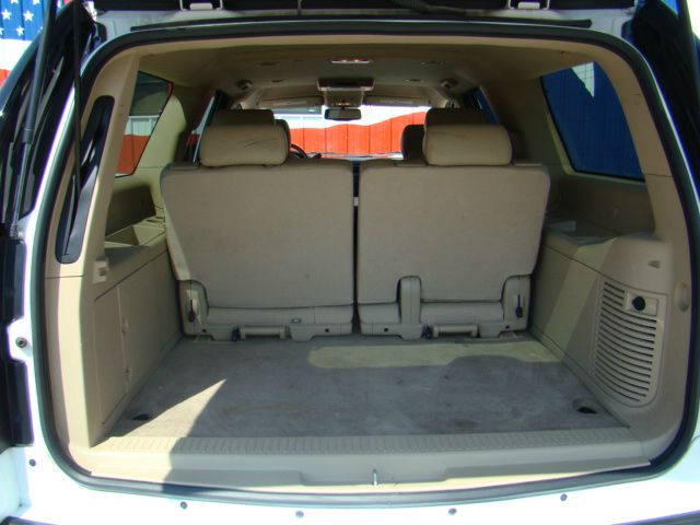 GMC Yukon XL 2010 photo 25