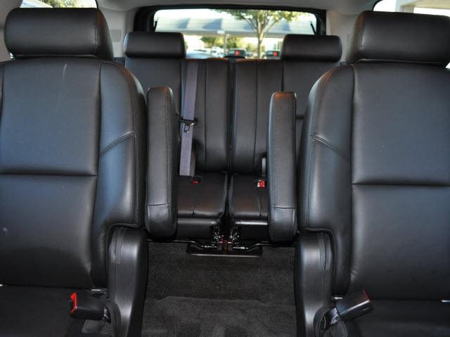 GMC Yukon XL 2010 photo 5