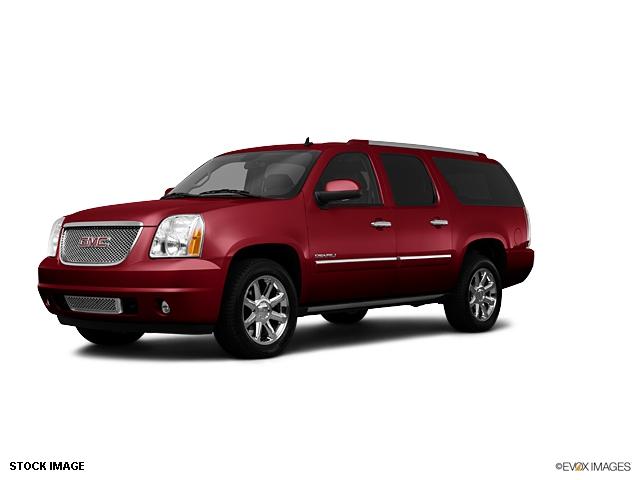 GMC Yukon XL 2011 photo 2