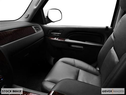 GMC Yukon XL 2011 photo 2