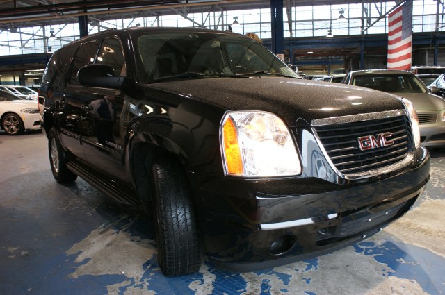 GMC Yukon XL 2011 photo 5