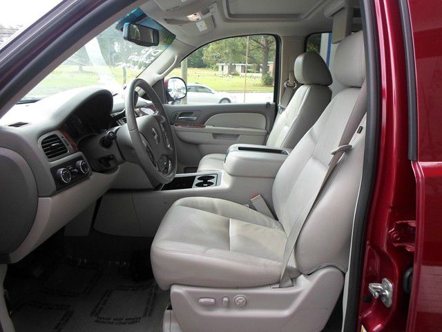 GMC Yukon XL 2011 photo 22
