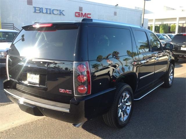 GMC Yukon XL 2012 photo 4