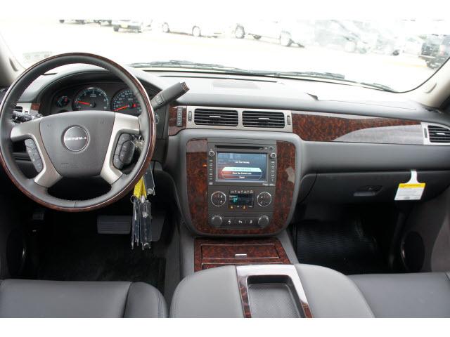 GMC Yukon XL 2012 photo 4