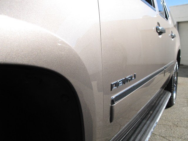 GMC Yukon XL 2012 photo 5