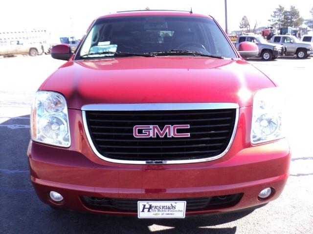 GMC Yukon XL 2013 photo 3