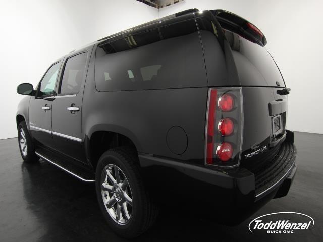 GMC Yukon XL 2013 photo 0